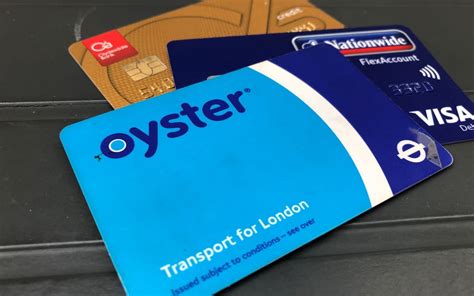 is paying by oyster card cheaper than contactless|contactless vs oyster card discount.